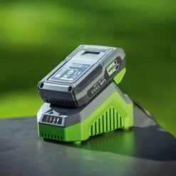 LUX 1 PowerSystem Starter-Set Mit 20 V 2 Ah Li-Ion Akku Und Schnellladegerät 15 LUX 1 PowerSystem Starter-Set Mit 20 V 2 Ah Li-Ion Akku Und Schnellladegerät -Günstiges Werkzeug Geschäft 4007871960514 A 01