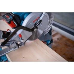 Bosch Professional Akku-Kapp- Und Gehrungssäge GCM 18 V-254 D -Günstiges Werkzeug Geschäft 4059952613284 4928 A 05